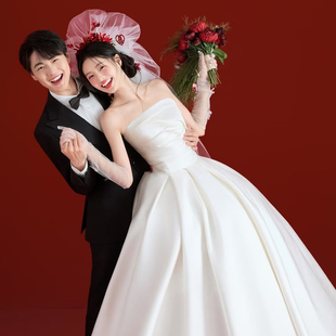 法式缎面婚纱抹胸显瘦极简风公主蓬蓬裙齐地新娘结婚出门纱旅拍仙