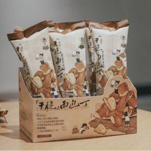 茶颜悦色面包丁网红干脆面包干秋冬解馋休闲一年一度宝藏零食分享