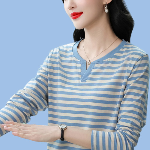 秋季2025新款纯棉长袖T恤女装薄款条纹V领上衣妈妈宽松打底衫秋衣