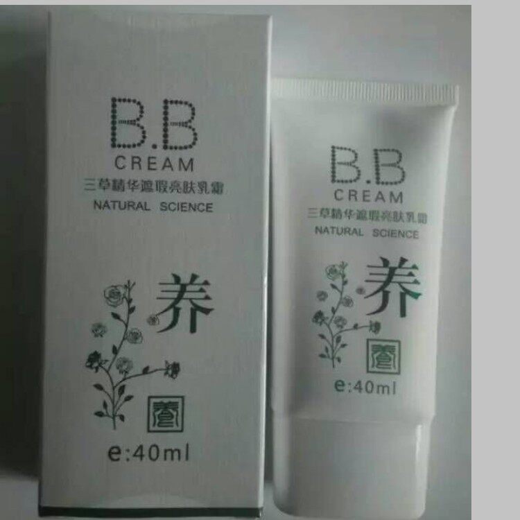 泊雪三草精华遮瑕亮肤乳霜BB霜40ML滋润补水隔离提亮肤色修饰肤质