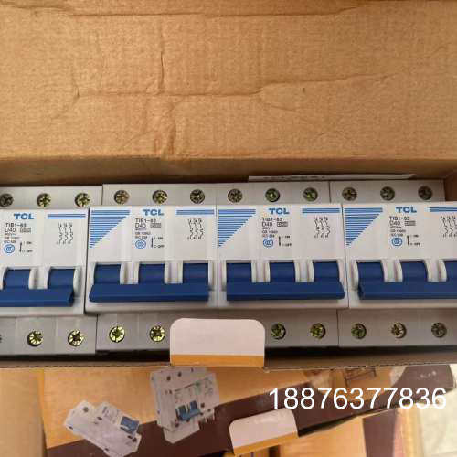 TCL空气开关 TIB1-63 3PD40  3P32A D议价