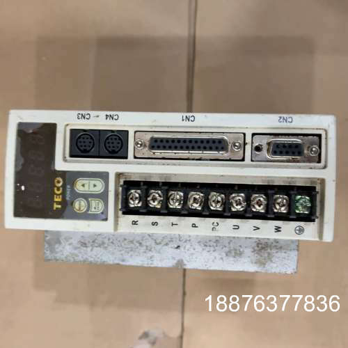 东元伺服驱动器JSDEP-20A出售，成色有明显使用痕迹。设议价