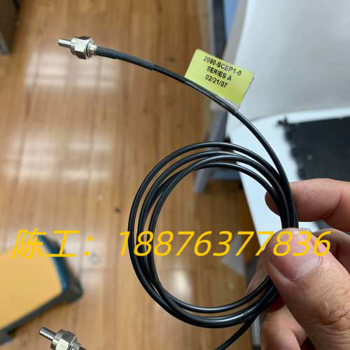 2090-SCEP1-0  A-B模块线缆！原装线缆99新需议价