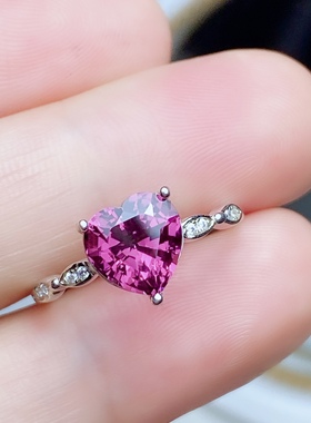 丛利 s925银玫瑰金色镶嵌天然镁铝石榴石戒指白金色女戒心形款