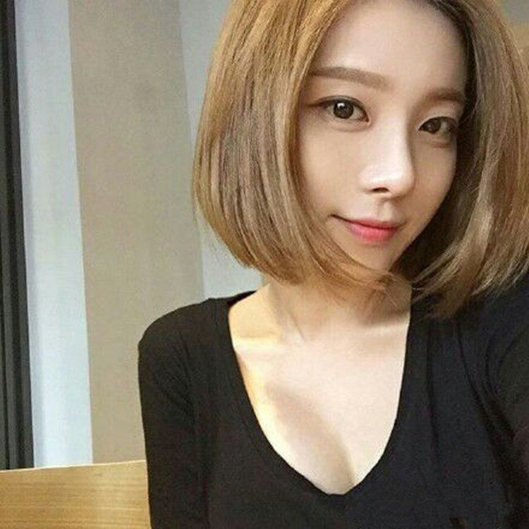 Perruque cheveux raides Court - Ref 2612752 Image 3