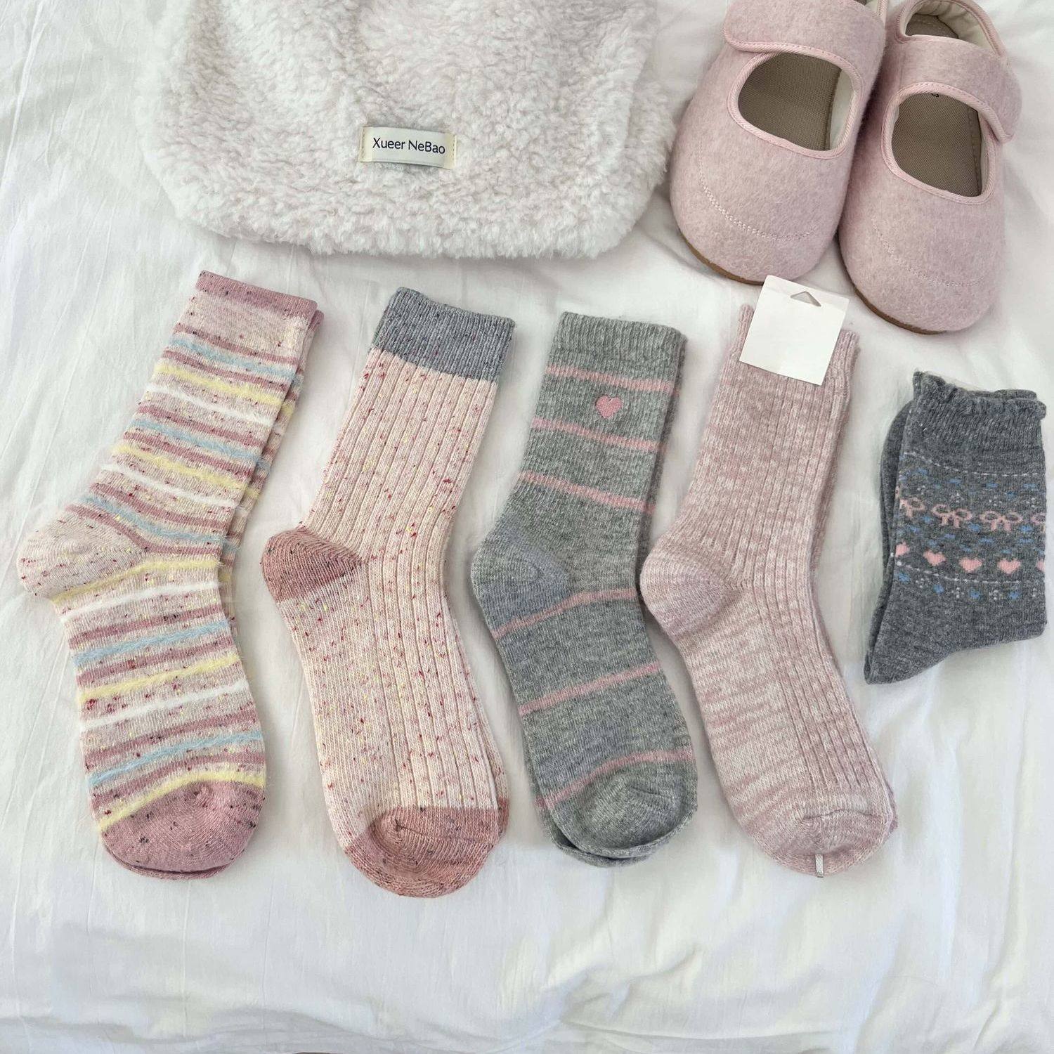 女童袜子女中筒秋冬韩系甜美毛绒点子纱堆堆儿童女孩学生长款棉袜