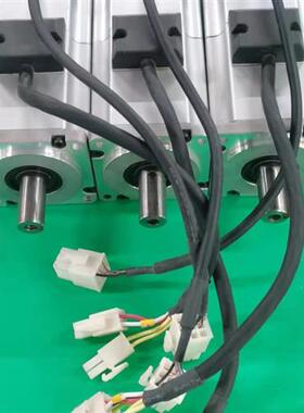 MSMF042L1V2M 松下伺服电机成色如图保修三个月  询价