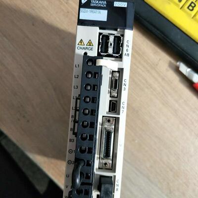 伺服驱动器SGDV-1R6A11A现货销售200w