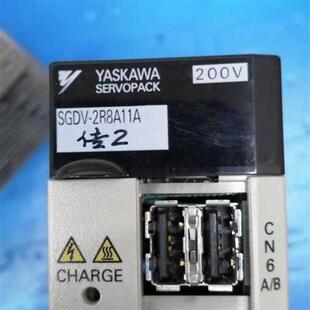 SGDV 议价 2R8A11A伺服驱动器成色漂亮保修三个月