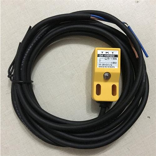 假一罚十台湾接近开关接近传感器DA-1805DO
