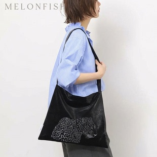西瓜鱼MELONFISH【猎豹】春季新品原创刺绣单肩黑色斜挎包宽肩带