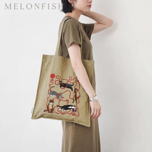 Melonfish猫咪刺绣尼龙托特包