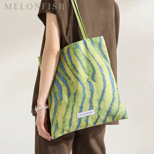 MELONFISH大容量条纹帆布托特包