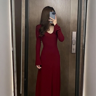 【圣诞战袍】安卡拉红长款棉磨毛连衣裙喇叭袖时尚收腰修身秋冬