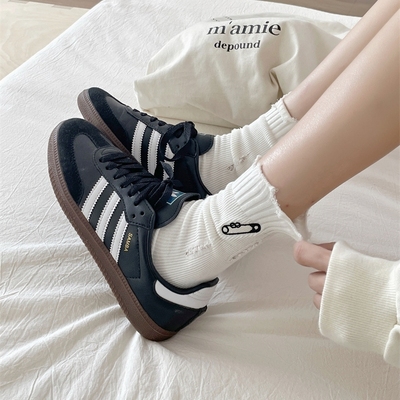 别针破洞刺绣袜子女白色中筒袜