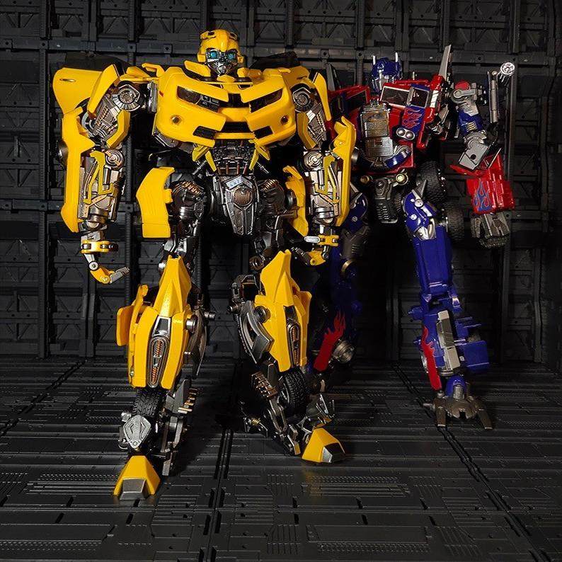 大黄蜂变形合金版金刚儿童玩具汽车机器人擎天男孩模型正版手办柱