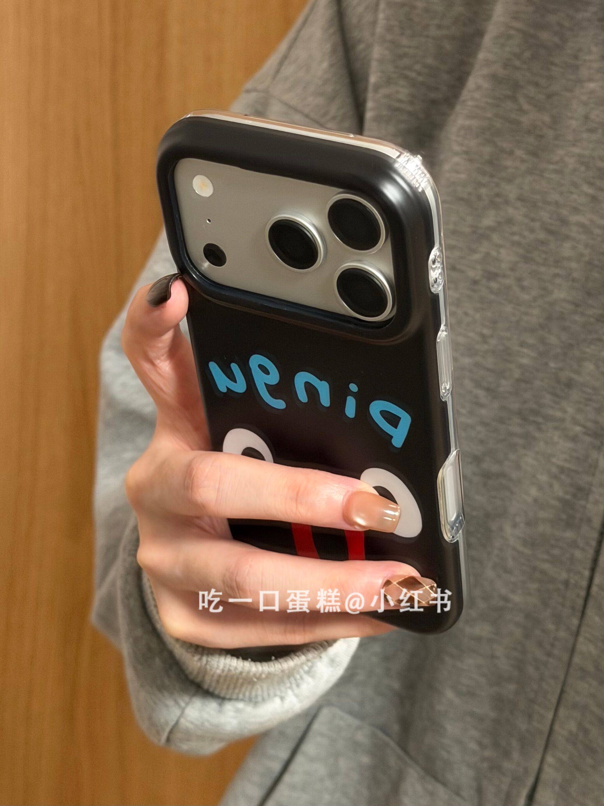 西多士黑底企鹅表情蓝英文适用苹果17promax手机壳iphone1615网红ins潮