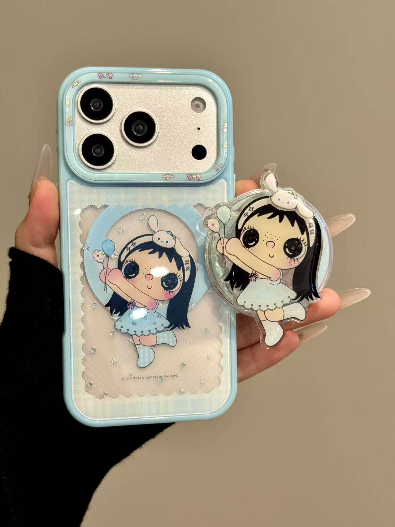 西多士可爱蓝底镂空蓝裙子兔子发带小玉适用于iphone17promax苹果手机壳
