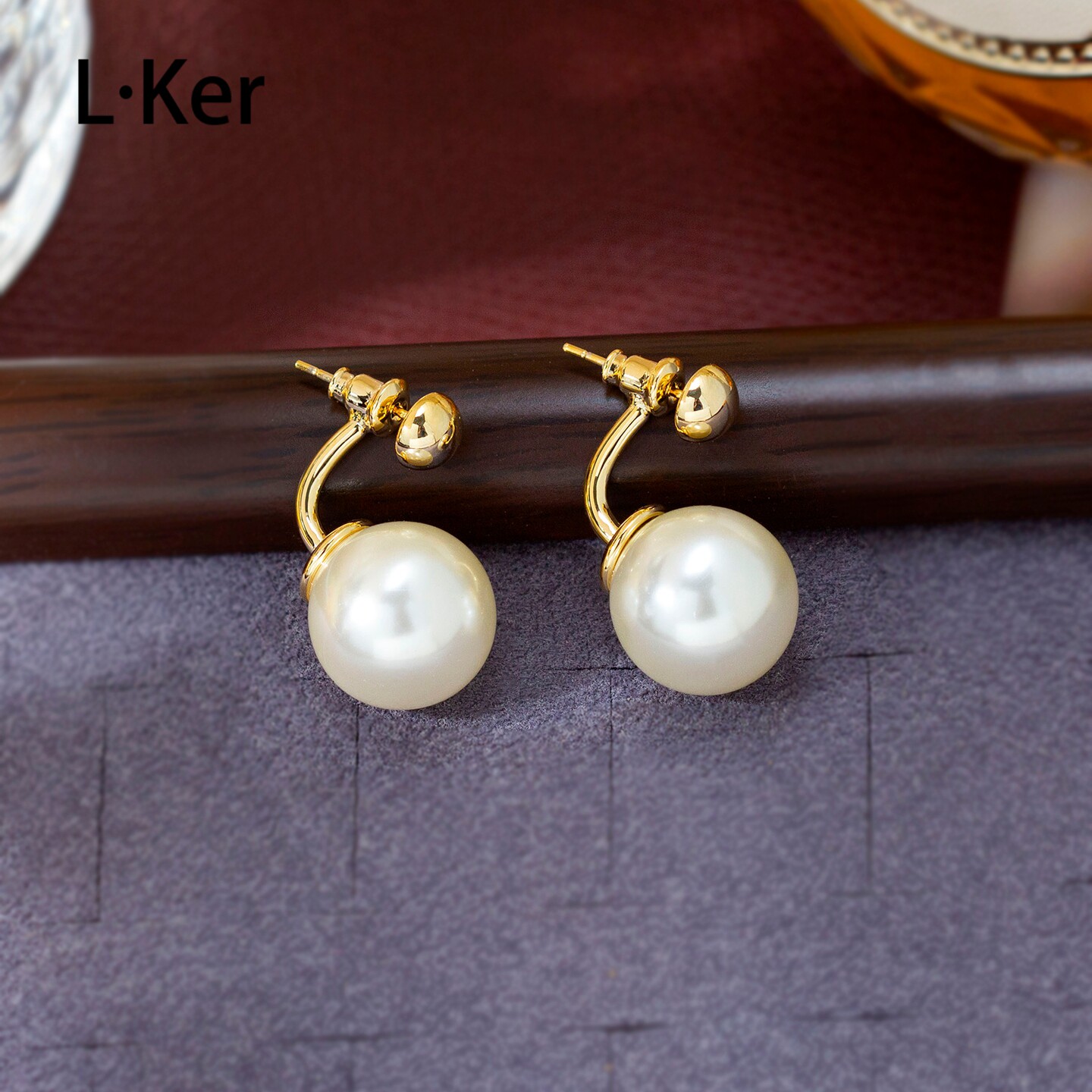 2025秋季新品白月光珠珠耳钉小众轻奢气质女士时尚感两戴耳环1549