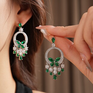 流行灵动满钻蝴蝶流苏耳钉时尚 蝴蝶 2025秋季 1518 优雅女士耳环