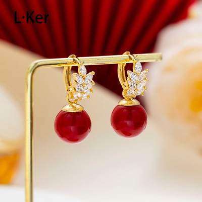 珠光宝气经典百搭珠珠耳饰