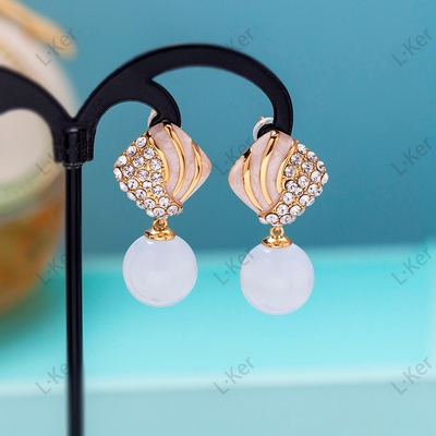 [满天星] 2025法式新款气质几何满钻耳钉灵动小绣球女士耳环155