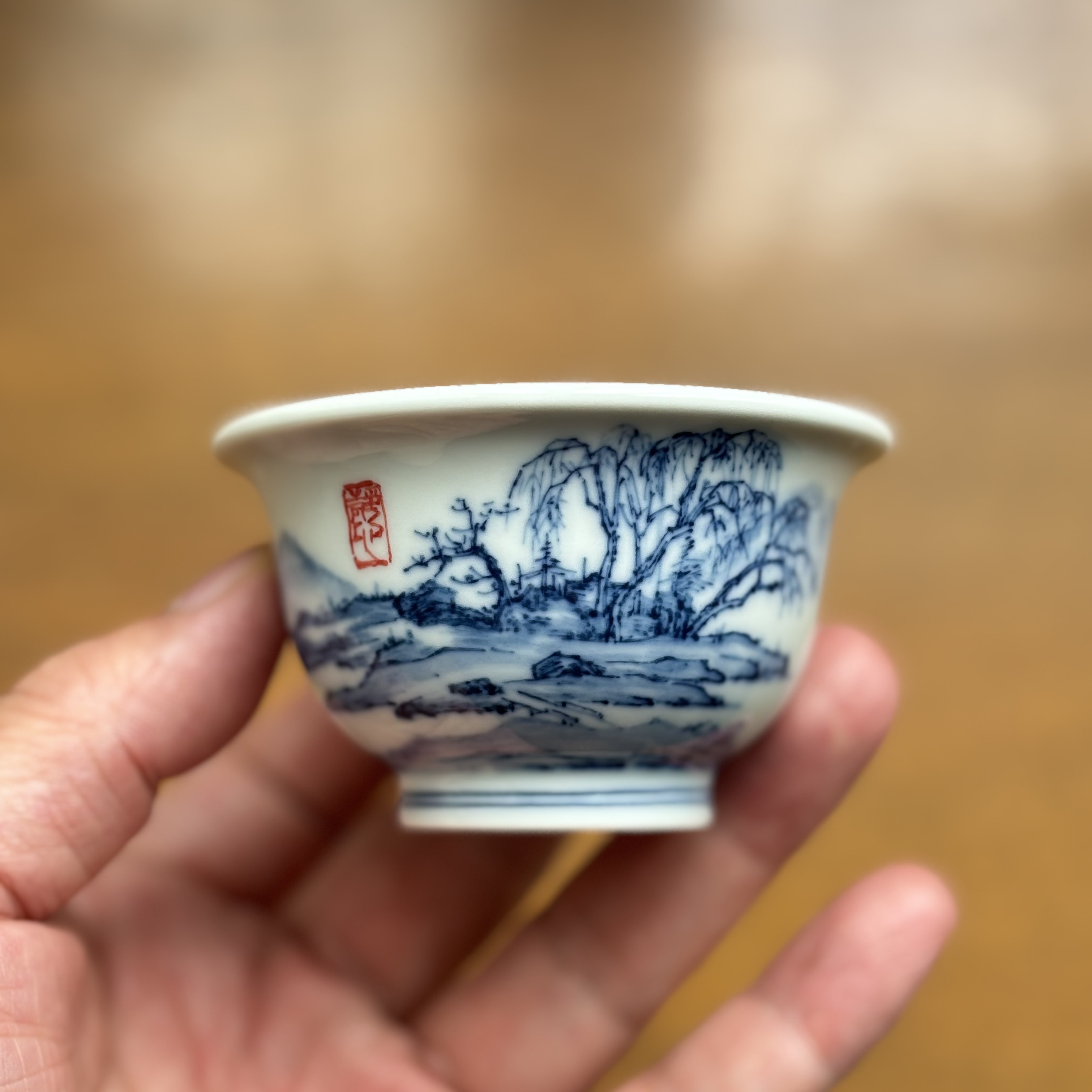 归舟柴窑青花山水小号压手杯高档