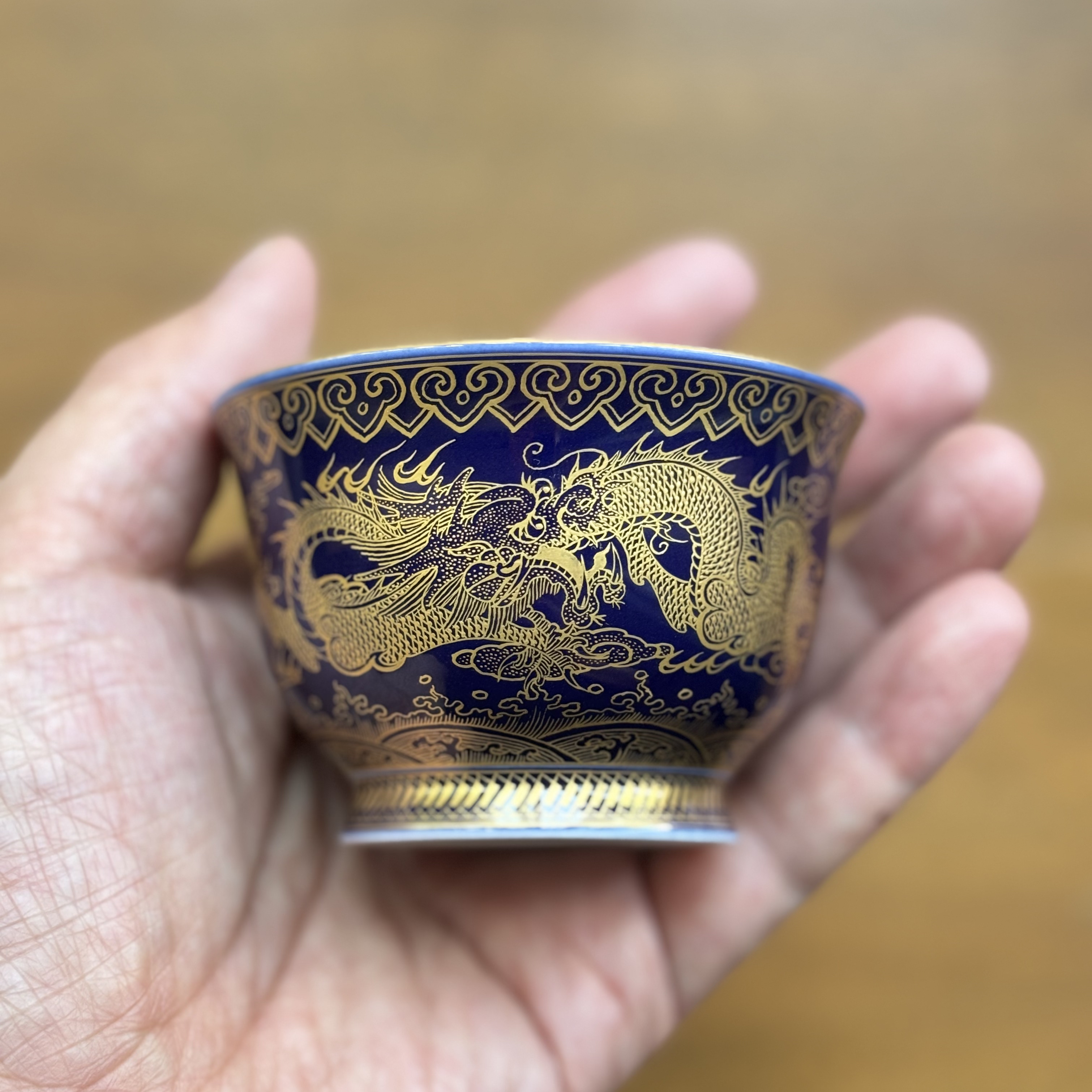 归舟手绘陶瓷描金龙纹茶具主人杯