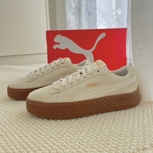 PUMA彪马女子复古休闲板鞋366488