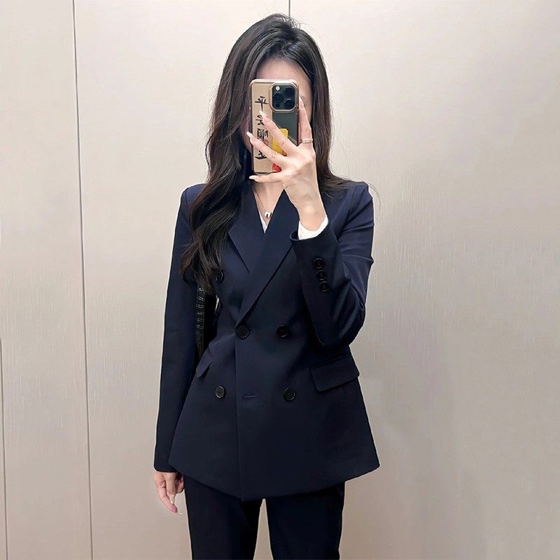 西装套装高级感外套休闲西装春秋职业装女三件套双排扣女时尚套装