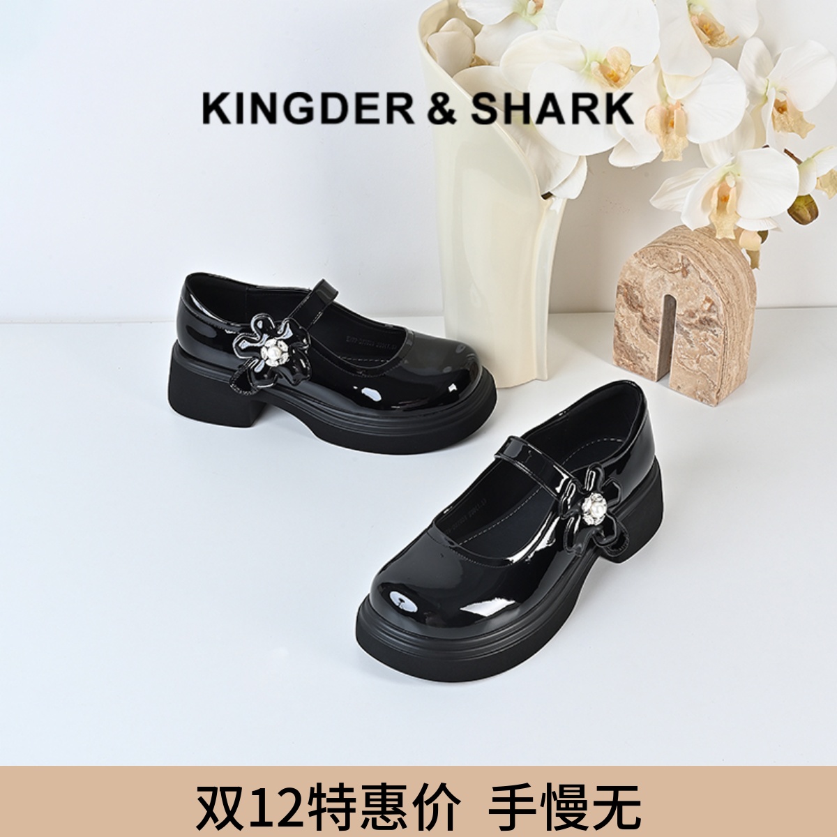 时尚玛丽珍浅口粗跟单鞋