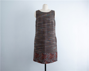 模糊渐变 Laura 棉毛混纺 立陶宛制 花卉刺绣连衣裙 ashley