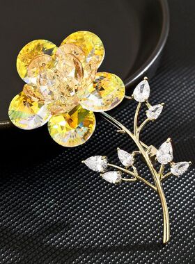 水晶胸针优雅精致气质立体花朵百搭奢华甜美胸针大衣防走光配饰