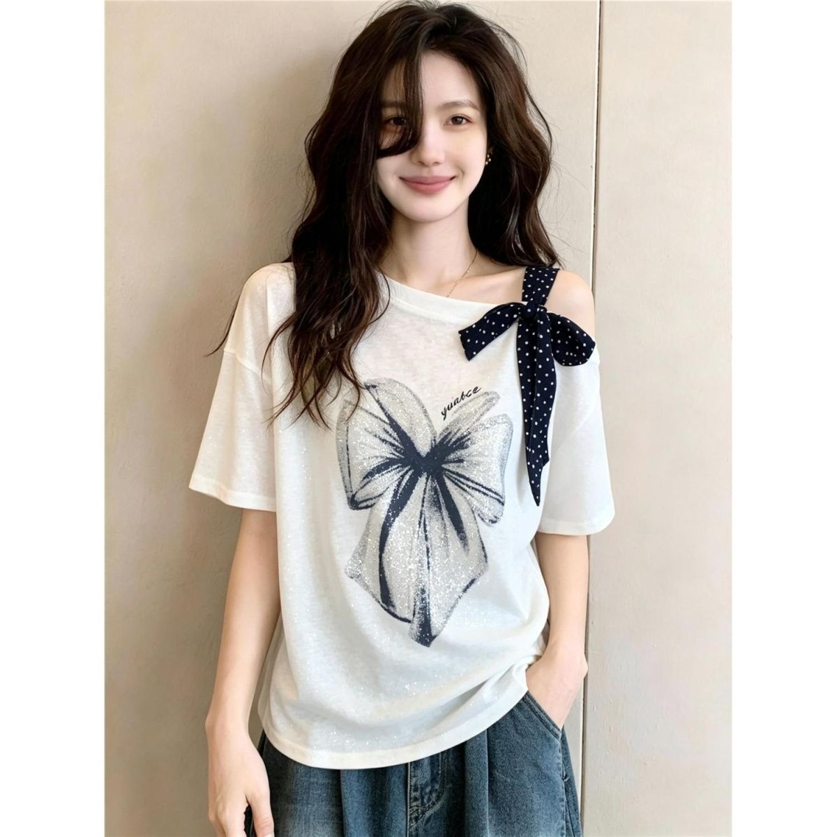 大码300斤印花点点蝴蝶结短袖t恤女2026夏季胖mm显瘦露肩减龄上衣
