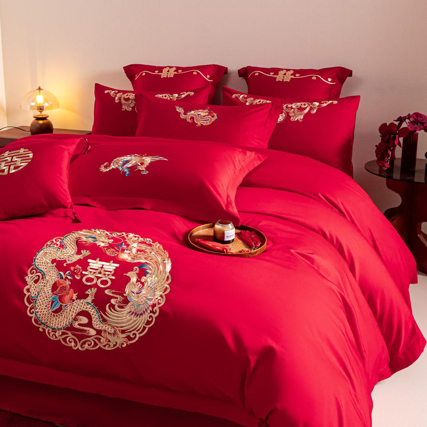 高档中式龙凤刺绣结婚四件套大红色婚房被套喜被纯棉婚庆床上用品