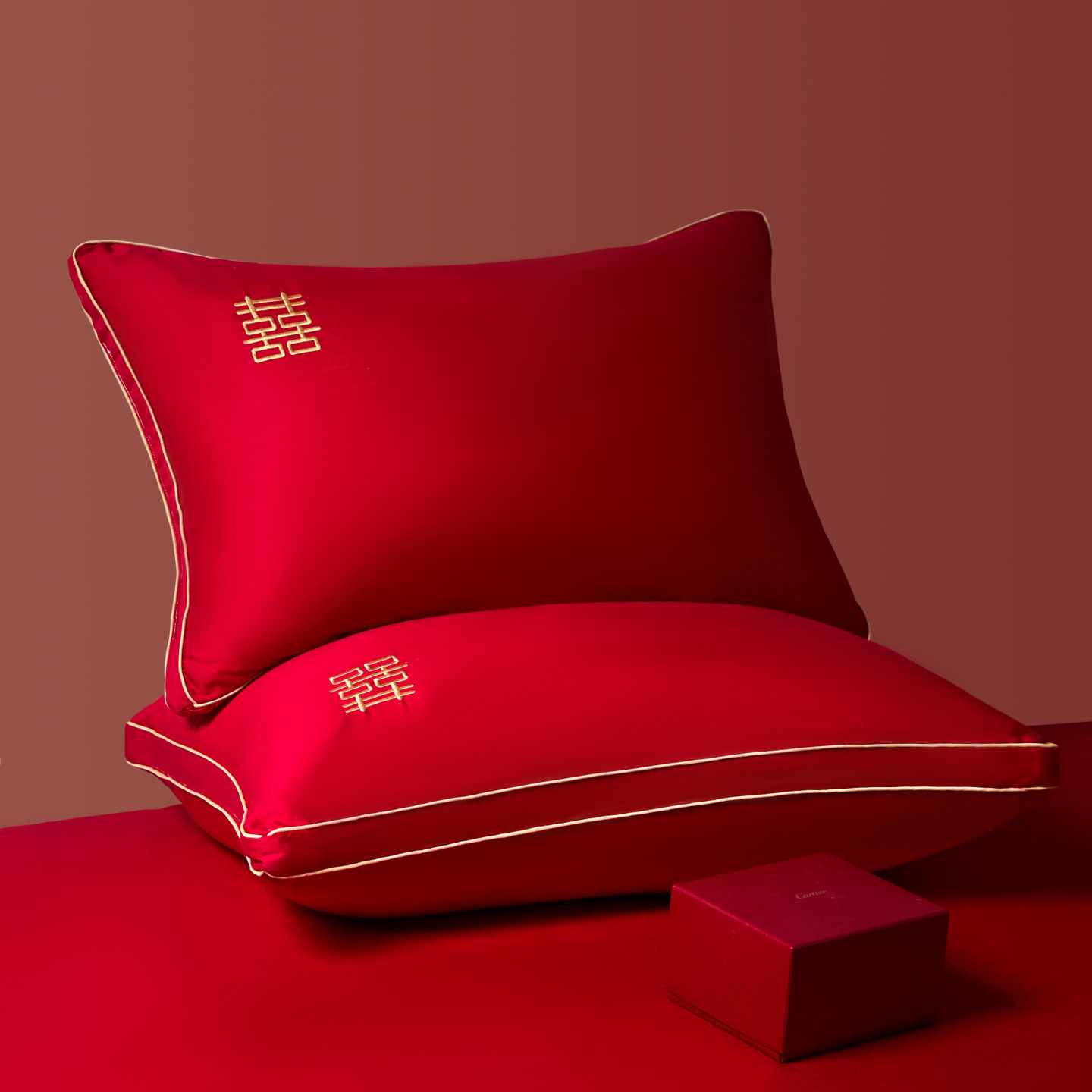 新婚结婚枕头家用一对喜枕大红色喜庆枕芯男女方陪嫁婚庆婚嫁新房