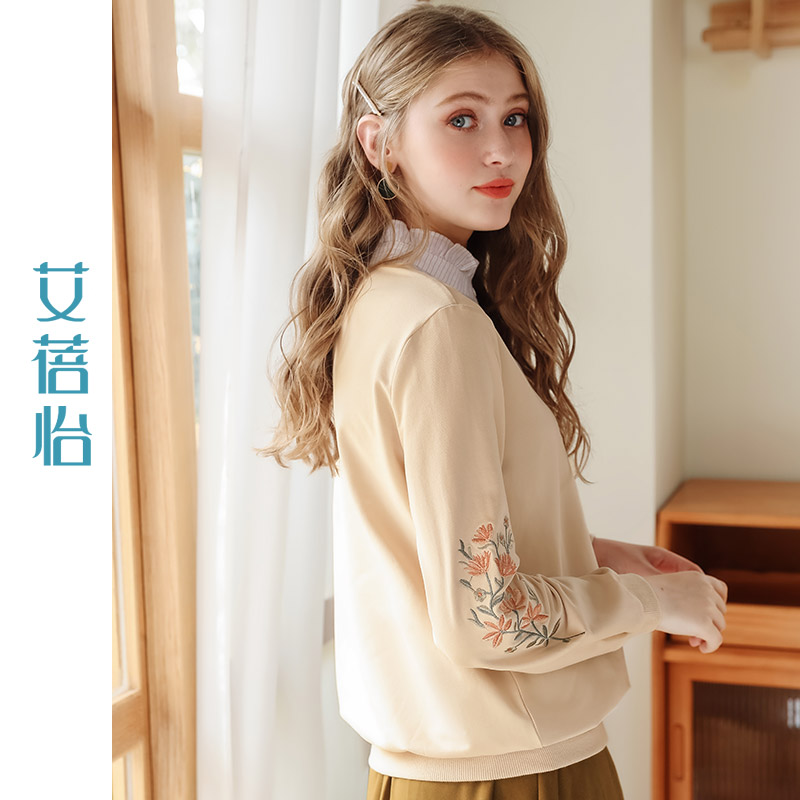 卫衣2024新款外套女春秋薄款卫衣/绒衫