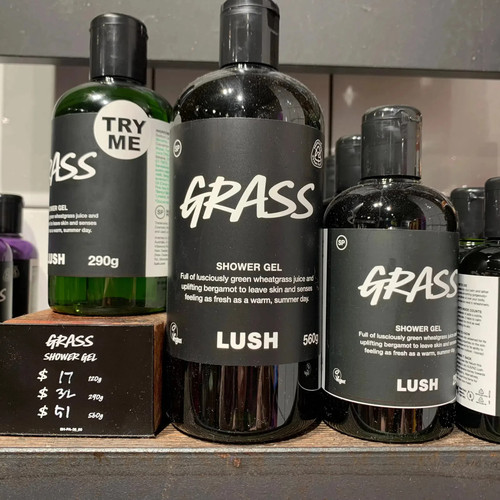 限量新品 英国LUSH绿野仙踪沐浴露Grass 清爽草本芳香560g