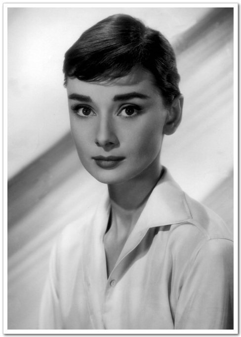 奥黛丽 赫本 电影明星海报 经典肖像黑白剧照 装饰画 复古怀旧