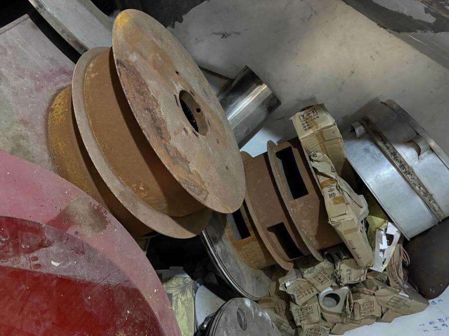 2月12日贵阳变卖半成品火炉底座一个网络拍卖公告4