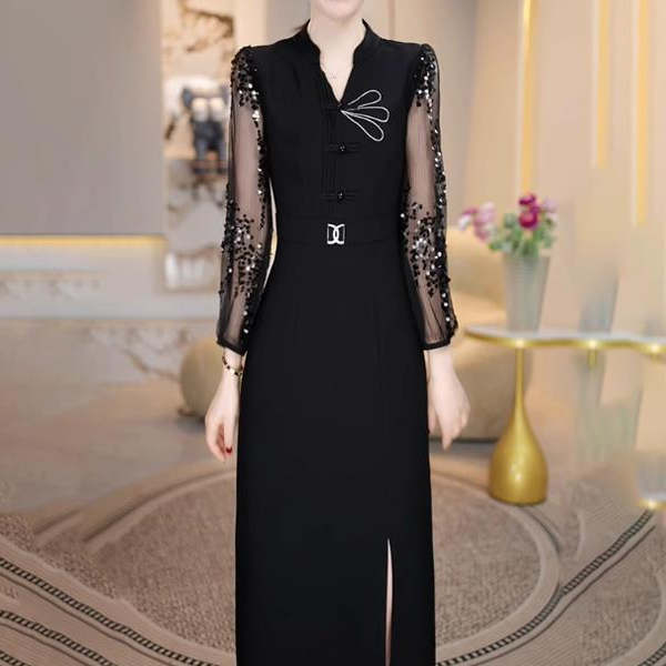 连衣裙2025新款今年流行爆款秋优雅气质时尚大气休闲收腰显瘦套裙