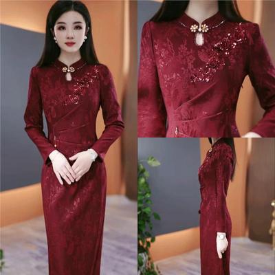 连衣裙2025新款今年流行爆款冬季加绒加厚韩版显瘦百搭收腰裙子