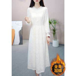 轻奢高级感加绒加厚连衣裙女2025秋冬新款流行妈妈气质配大衣裙子
