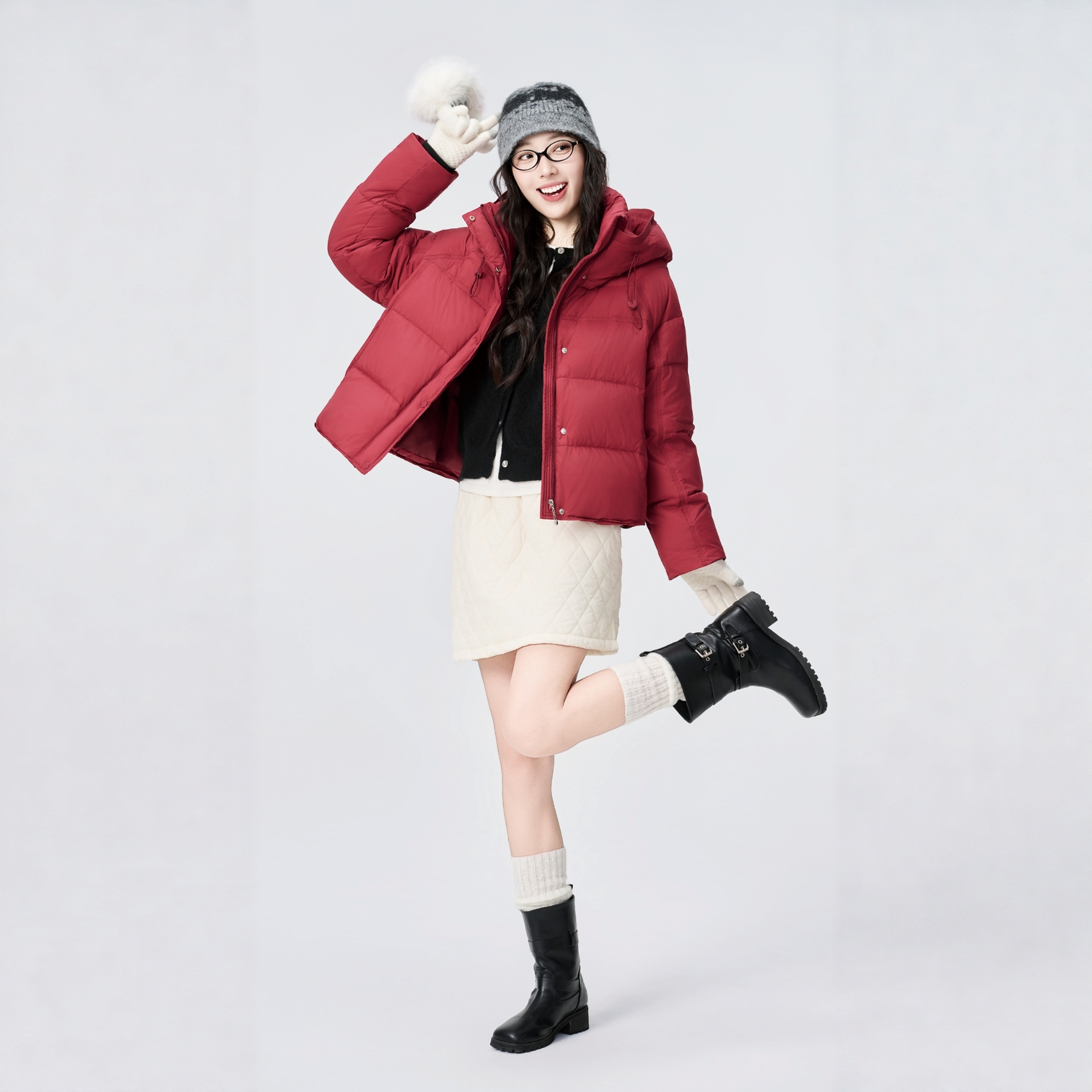 羽绒服翻新女短款连帽简约面包服