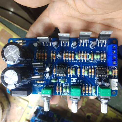 2030a2.1功放空板pcb元件