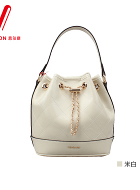 意尔康女包2025新款休闲褶皱水桶包时尚高级感斜挎包53Y28322