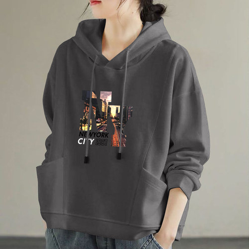 纯棉时尚长袖连帽卫衣女