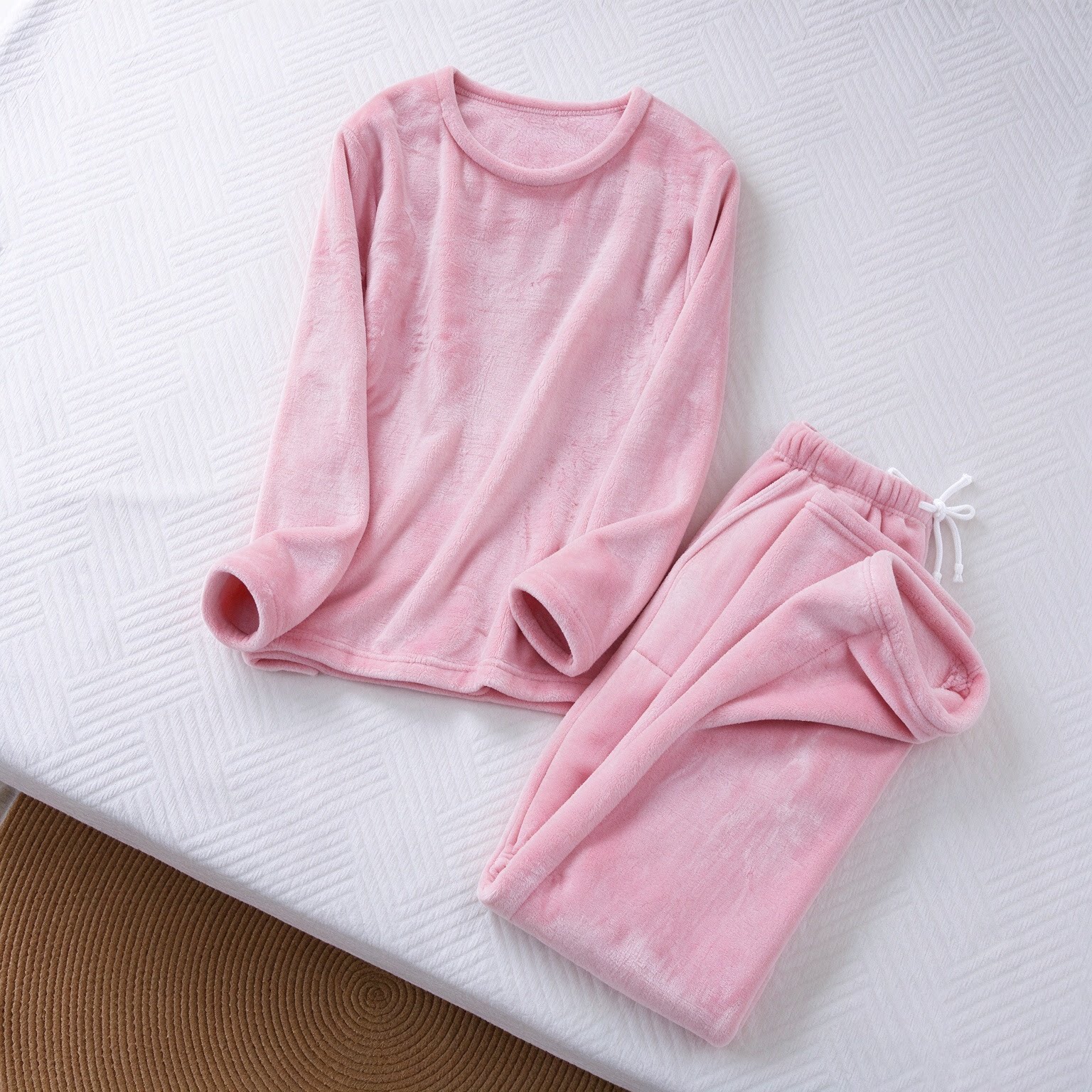 冬季女士加绒加厚法兰绒睡衣套装保暖大码宽松超柔软家居服可外穿