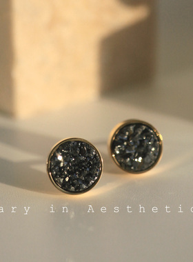 VIA天然白水晶原石小耳钉高级小众气质蓝色黑色钛钢不过敏圆耳饰