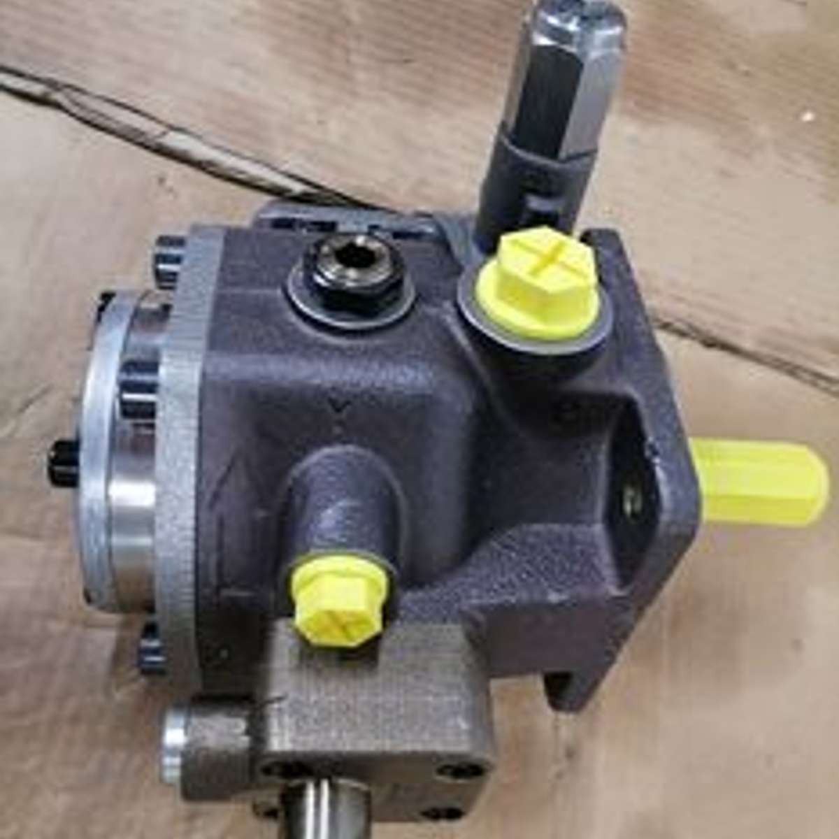 德国力士乐叶片泵PV7-15/25-30RE01MC0-16